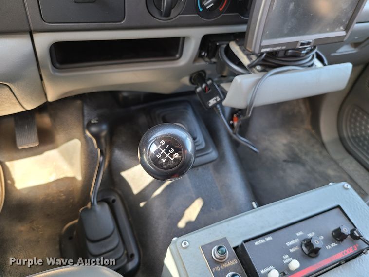 image for item L1266 2005 Ford F550 Super Duty  pumper fire truck