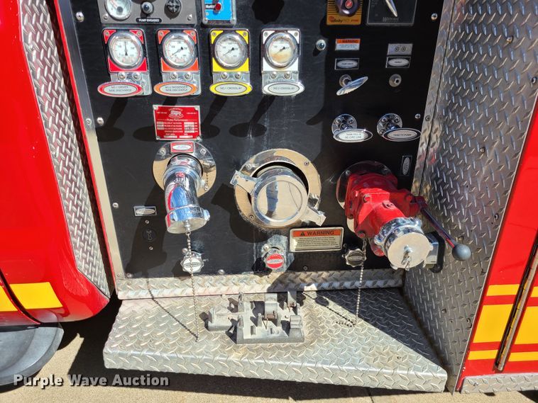 image for item L1266 2005 Ford F550 Super Duty  pumper fire truck