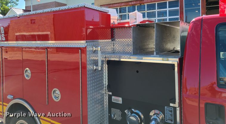 image for item L1266 2005 Ford F550 Super Duty  pumper fire truck