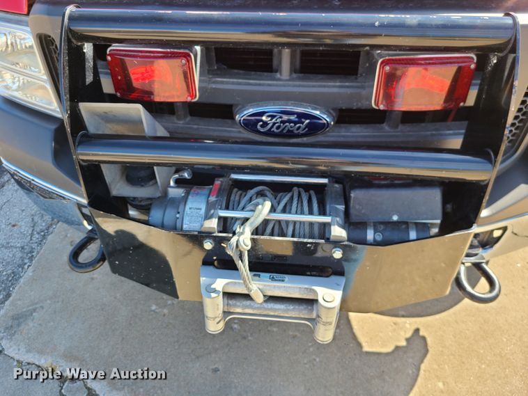 image for item L1266 2005 Ford F550 Super Duty  pumper fire truck