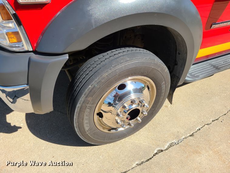 image for item L1266 2005 Ford F550 Super Duty  pumper fire truck