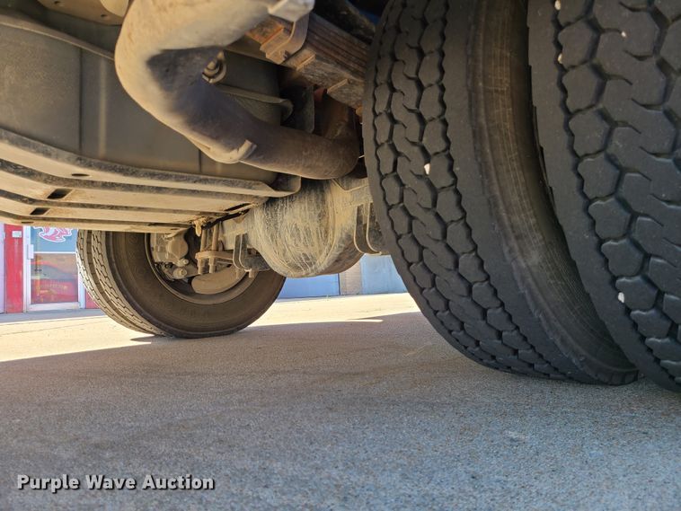 image for item L1266 2005 Ford F550 Super Duty  pumper fire truck