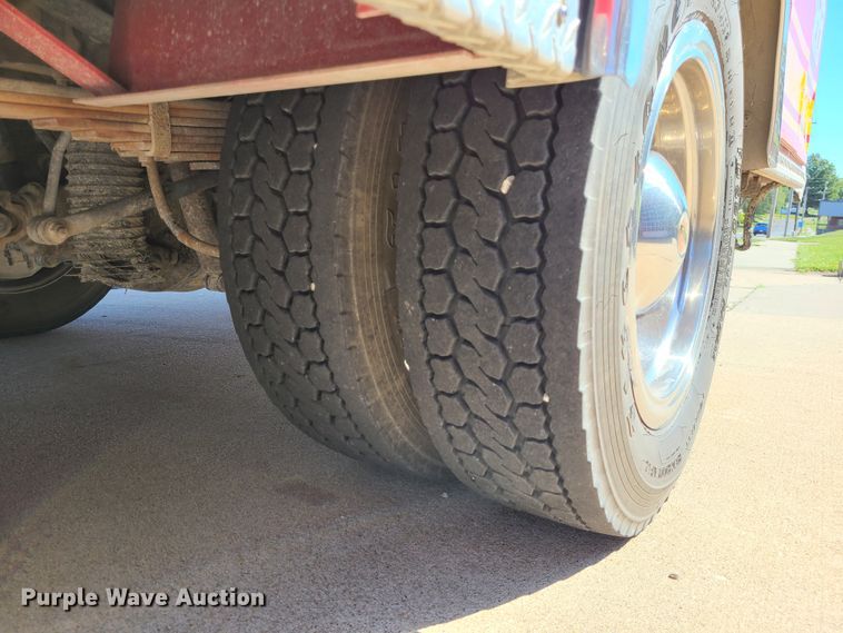 image for item L1266 2005 Ford F550 Super Duty  pumper fire truck