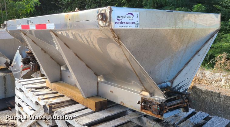 image for item L1267 Air-Flo  spreader