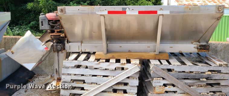 image for item L1267 Air-Flo  spreader