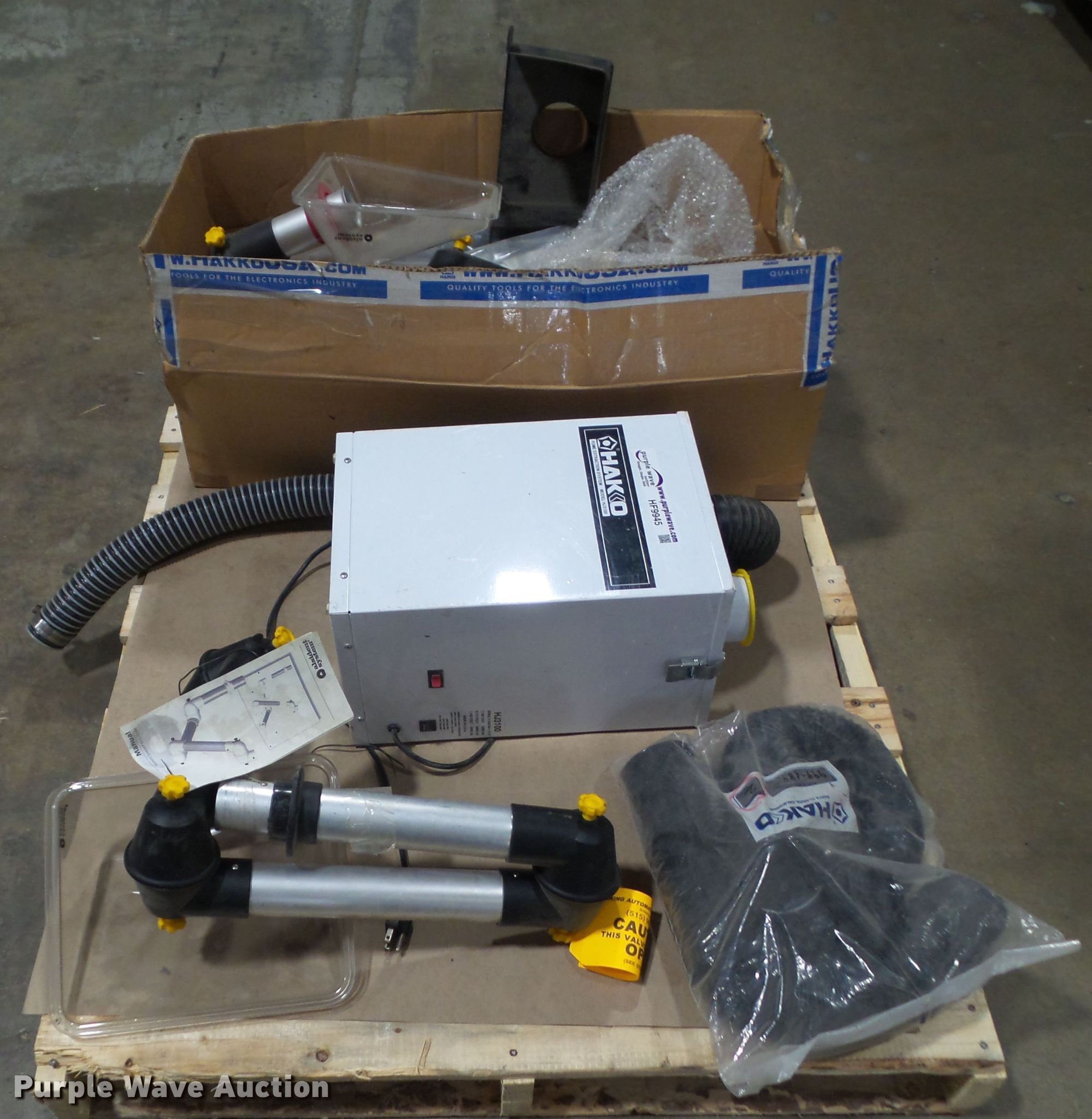 Hakko HJ3100 fume extractor in Des Moines, IA Item HF9945 sold