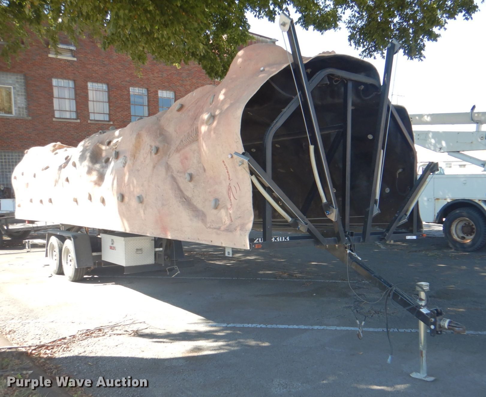 2009 Extreme rock climbing wall trailer in Tulsa, OK Item KV9482 sold