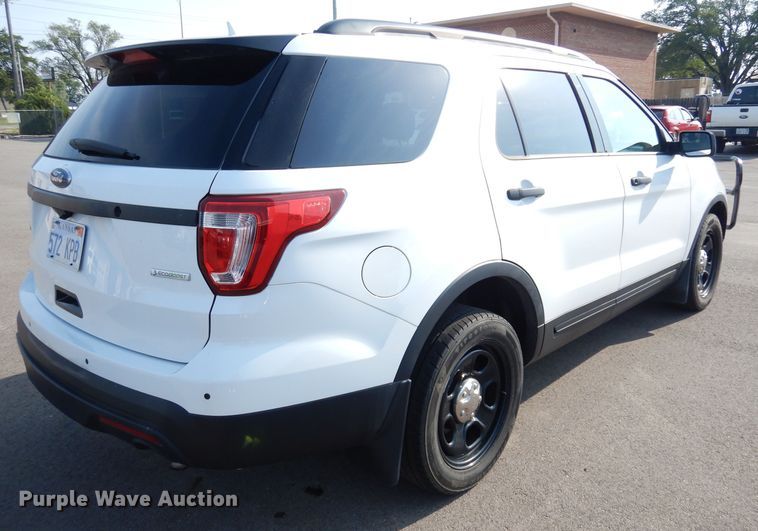 image for item DG0891 2017 Ford Explorer Police Interceptor  SUV