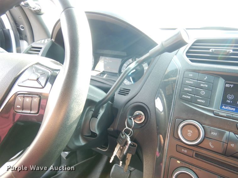 image for item DG0891 2017 Ford Explorer Police Interceptor  SUV