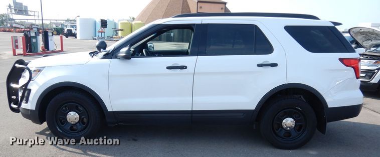 image for item DG0892 2017 Ford Explorer Police Interceptor  SUV
