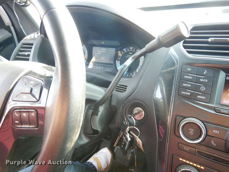 image for item DG0892 2017 Ford Explorer Police Interceptor  SUV