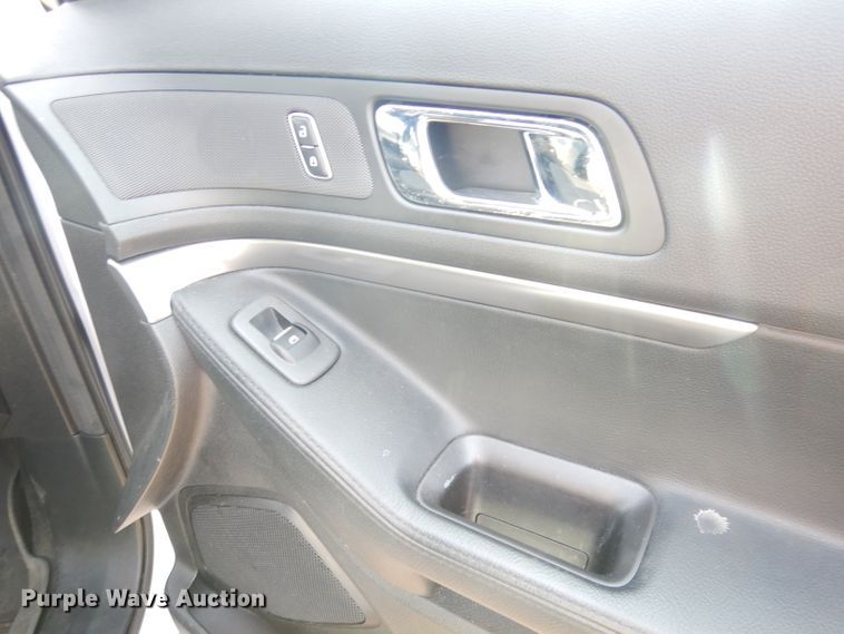 image for item DG0892 2017 Ford Explorer Police Interceptor  SUV