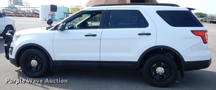 image for item DG0896 2017 Ford Explorer Police Interceptor  SUV