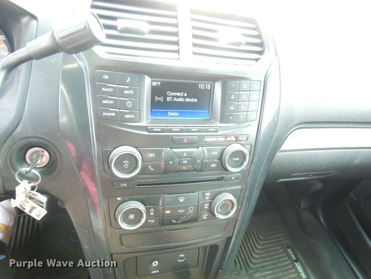 image for item DG0896 2017 Ford Explorer Police Interceptor  SUV