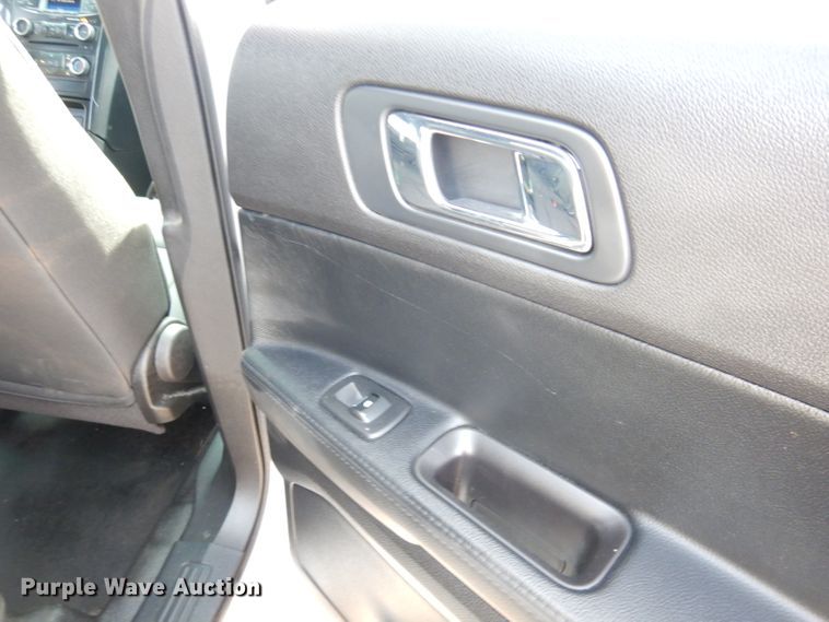 image for item DG0896 2017 Ford Explorer Police Interceptor  SUV