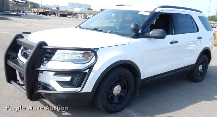 image for item DG0897 2017 Ford Explorer Police Interceptor  SUV