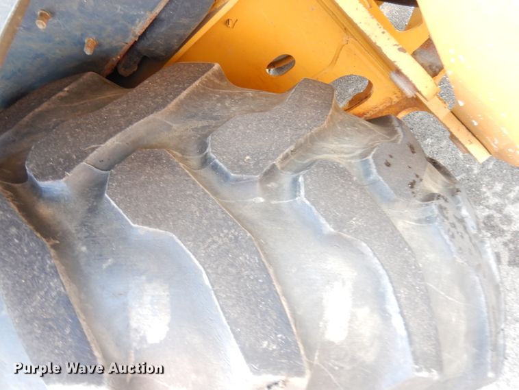 image for item DG0898 2005 John Deere 310SG  backhoe