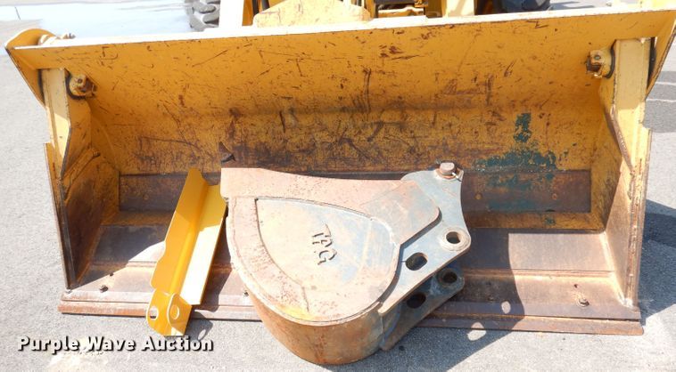 image for item DG0898 2005 John Deere 310SG  backhoe