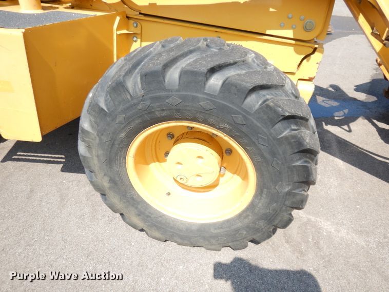 image for item DG0898 2005 John Deere 310SG  backhoe