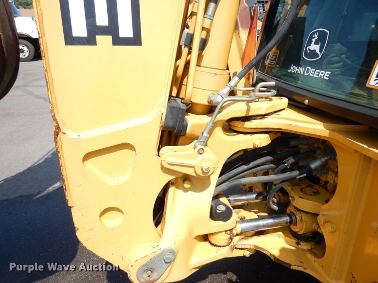 image for item DG0898 2005 John Deere 310SG  backhoe