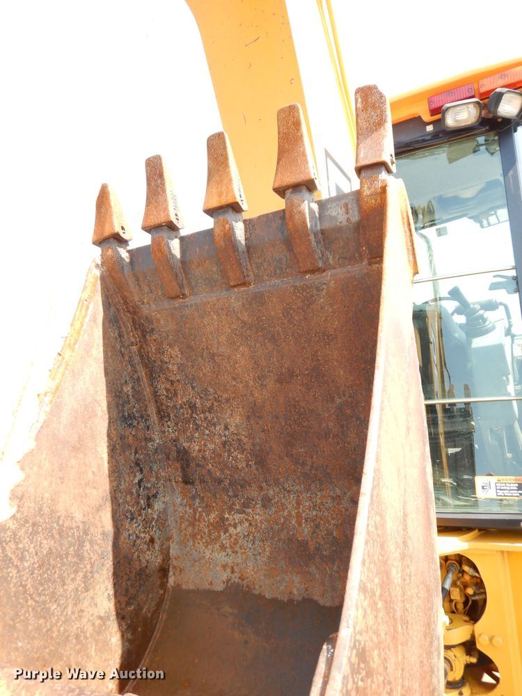 image for item DG0898 2005 John Deere 310SG  backhoe