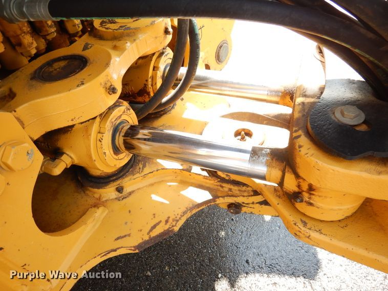 image for item DG0898 2005 John Deere 310SG  backhoe