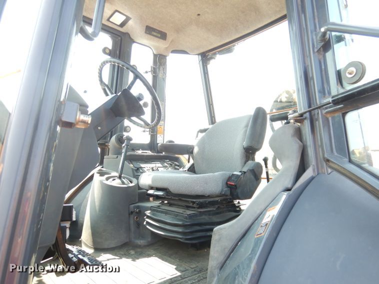 image for item DG0898 2005 John Deere 310SG  backhoe