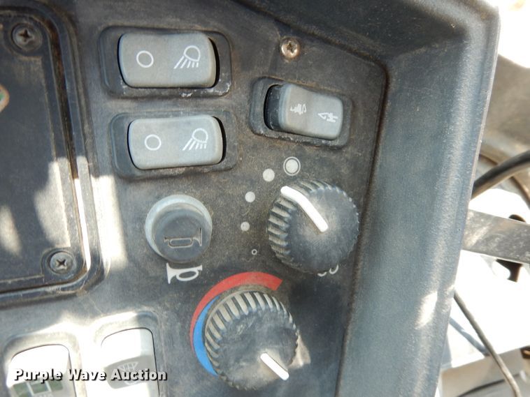 image for item DG0898 2005 John Deere 310SG  backhoe