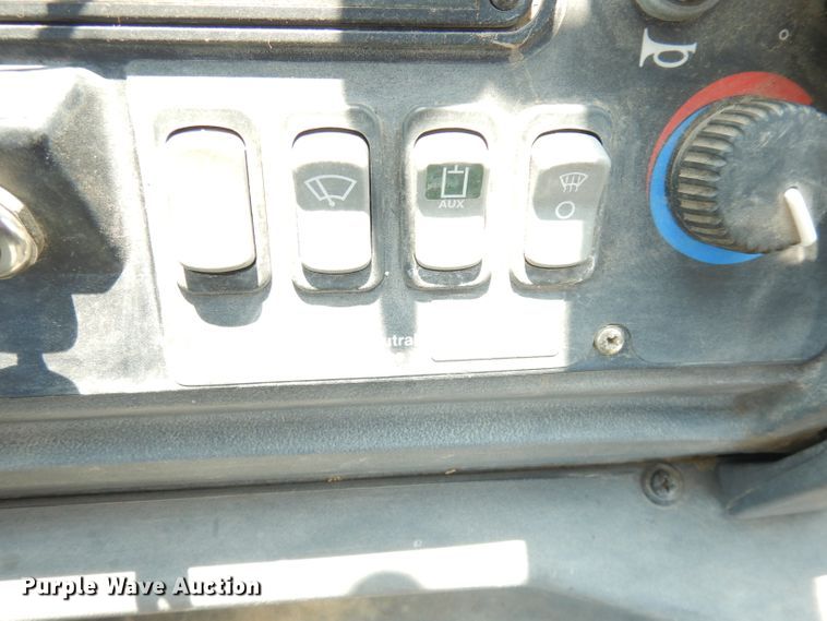 image for item DG0898 2005 John Deere 310SG  backhoe