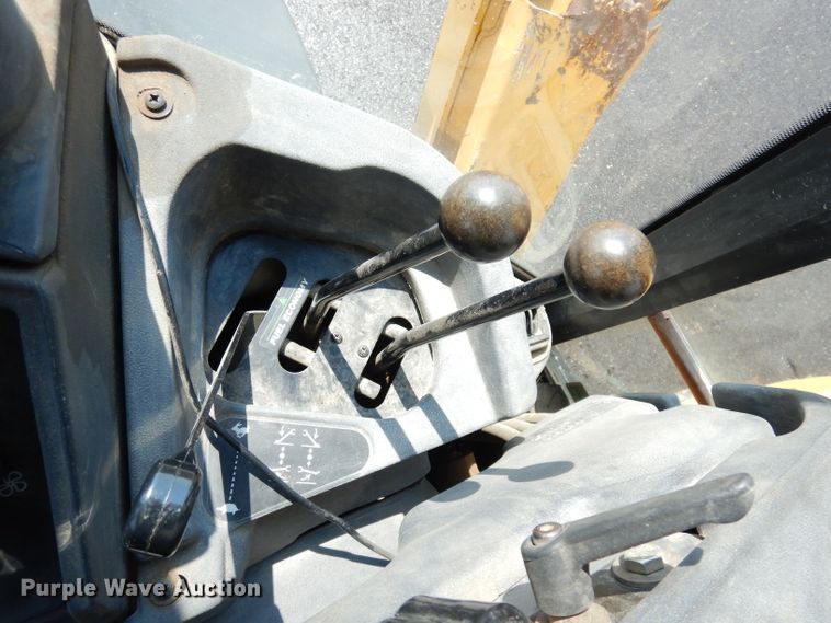 image for item DG0898 2005 John Deere 310SG  backhoe