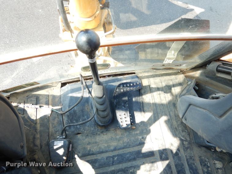 image for item DG0898 2005 John Deere 310SG  backhoe