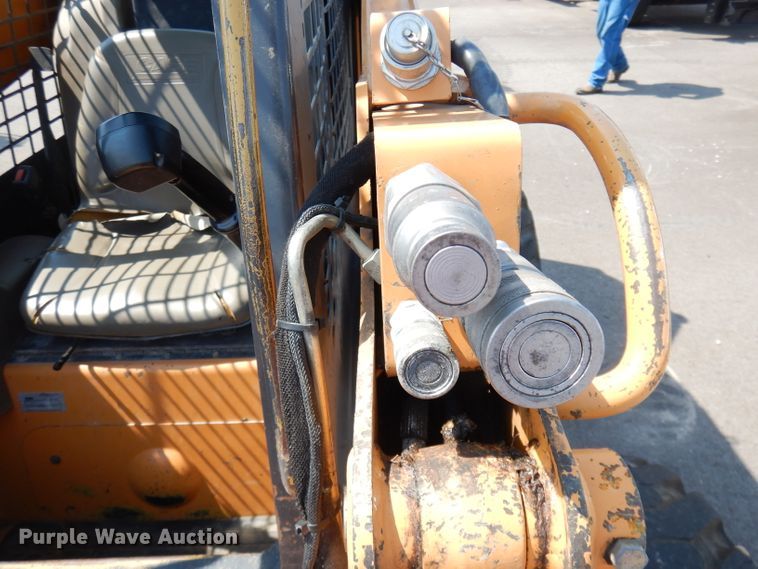 image for item DG0899 Case 465  skid steer loader