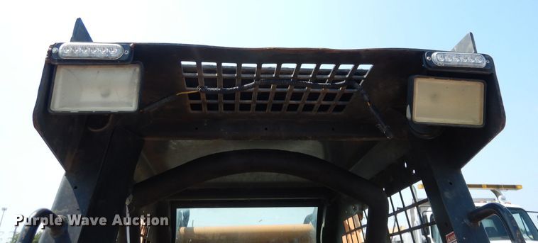image for item DG0899 Case 465  skid steer loader