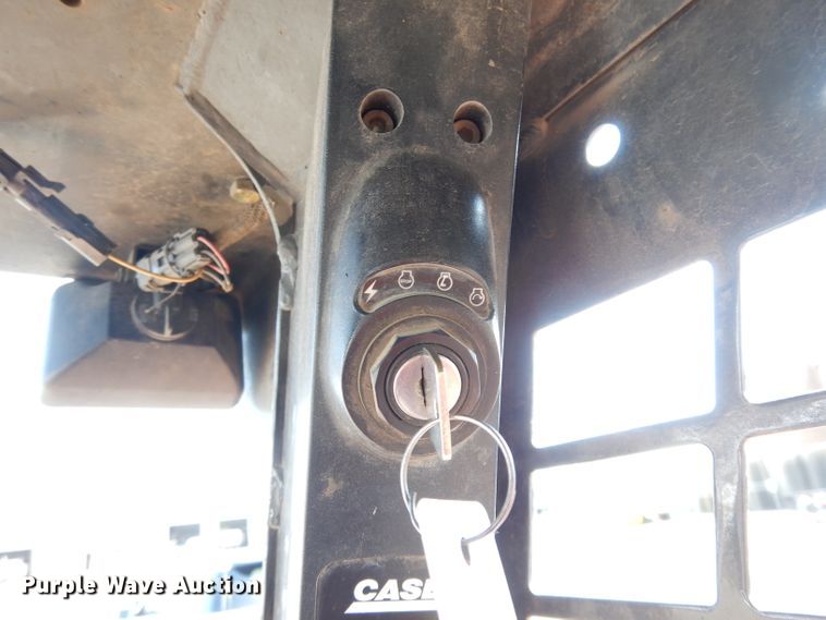 image for item DG0899 Case 465  skid steer loader