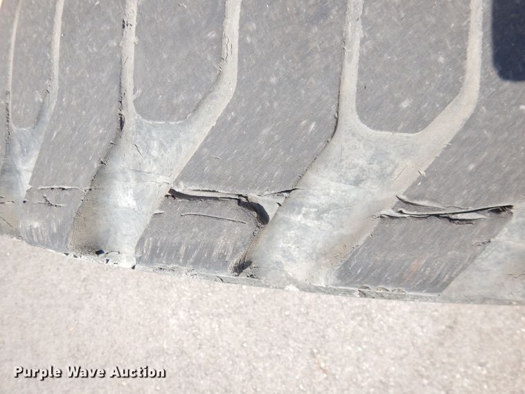 image for item DG0899 Case 465  skid steer loader