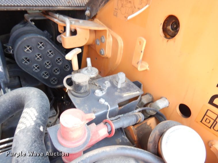 image for item DG0899 Case 465  skid steer loader