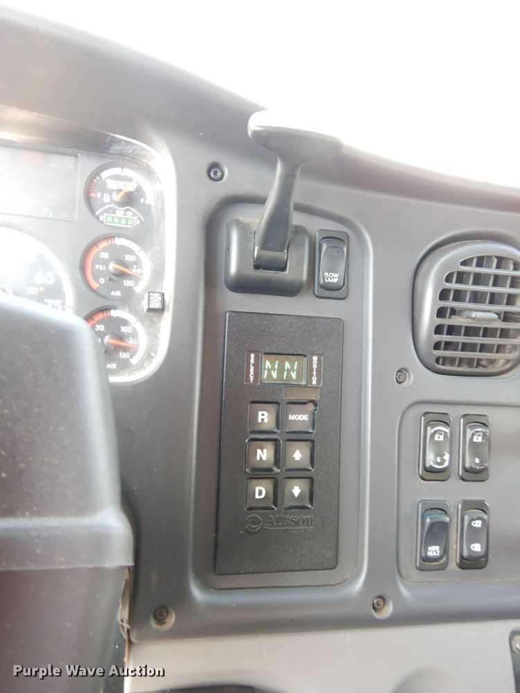 image for item DG0904 2012 Freightliner Business Class M2  dump truck