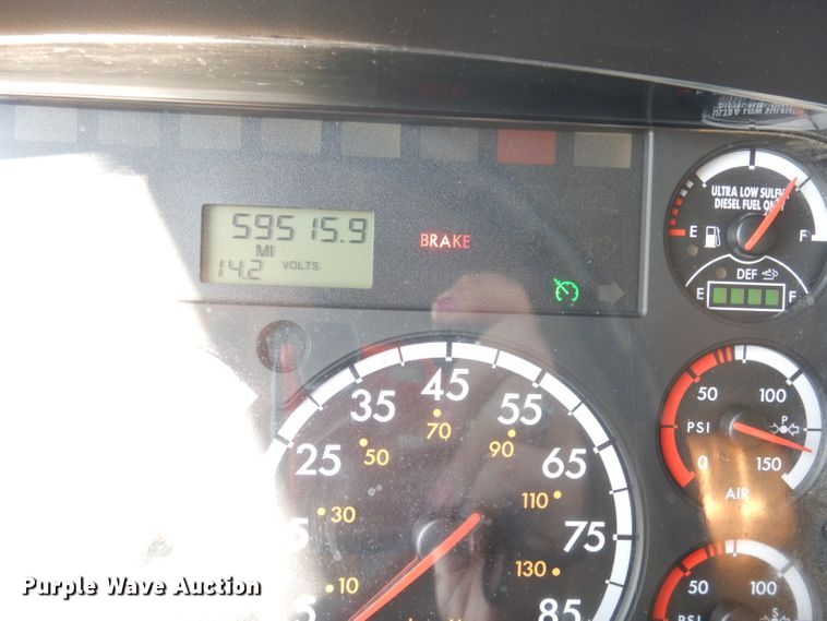 image for item DG0904 2012 Freightliner Business Class M2  dump truck