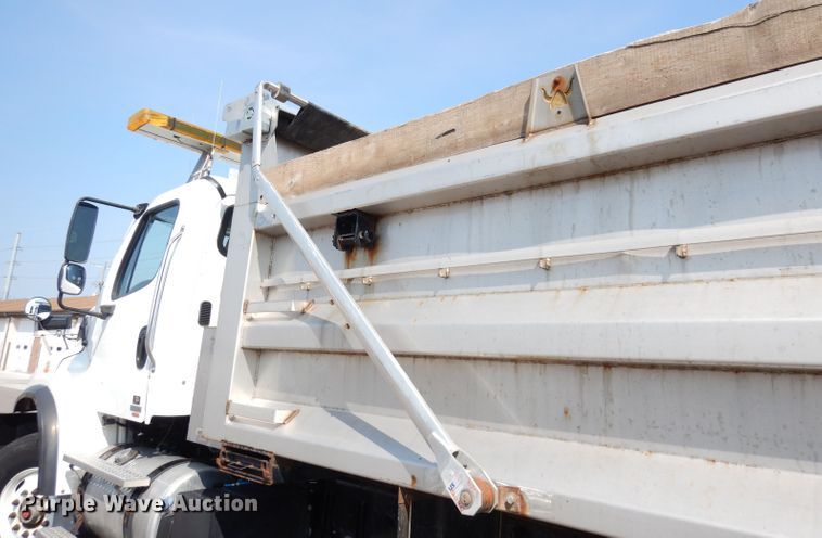 image for item DG0904 2012 Freightliner Business Class M2  dump truck