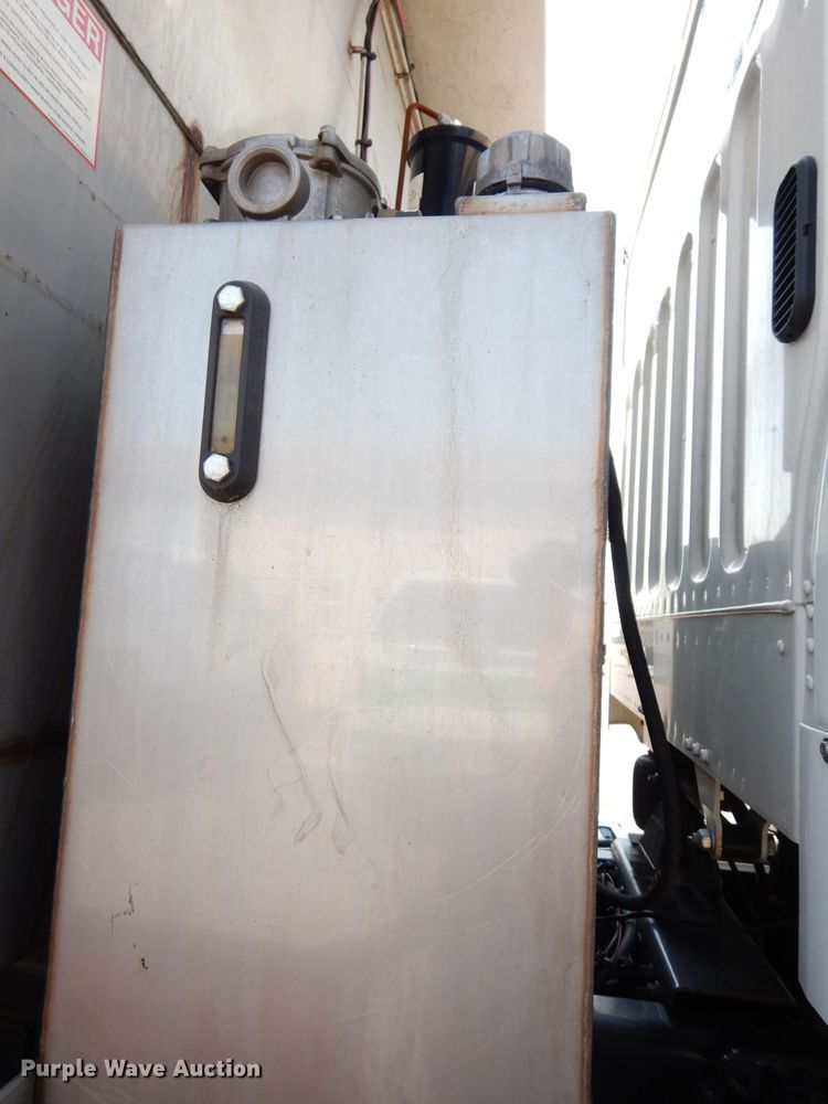 image for item DG0905 2012 Freightliner Business Class M2  dump truck