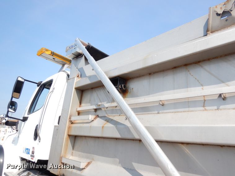 image for item DG0905 2012 Freightliner Business Class M2  dump truck