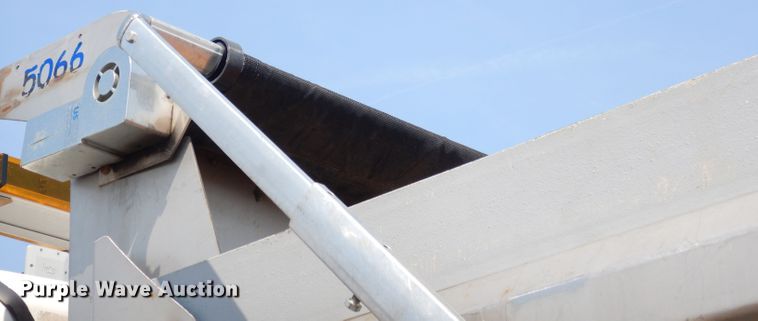 image for item DG0905 2012 Freightliner Business Class M2  dump truck