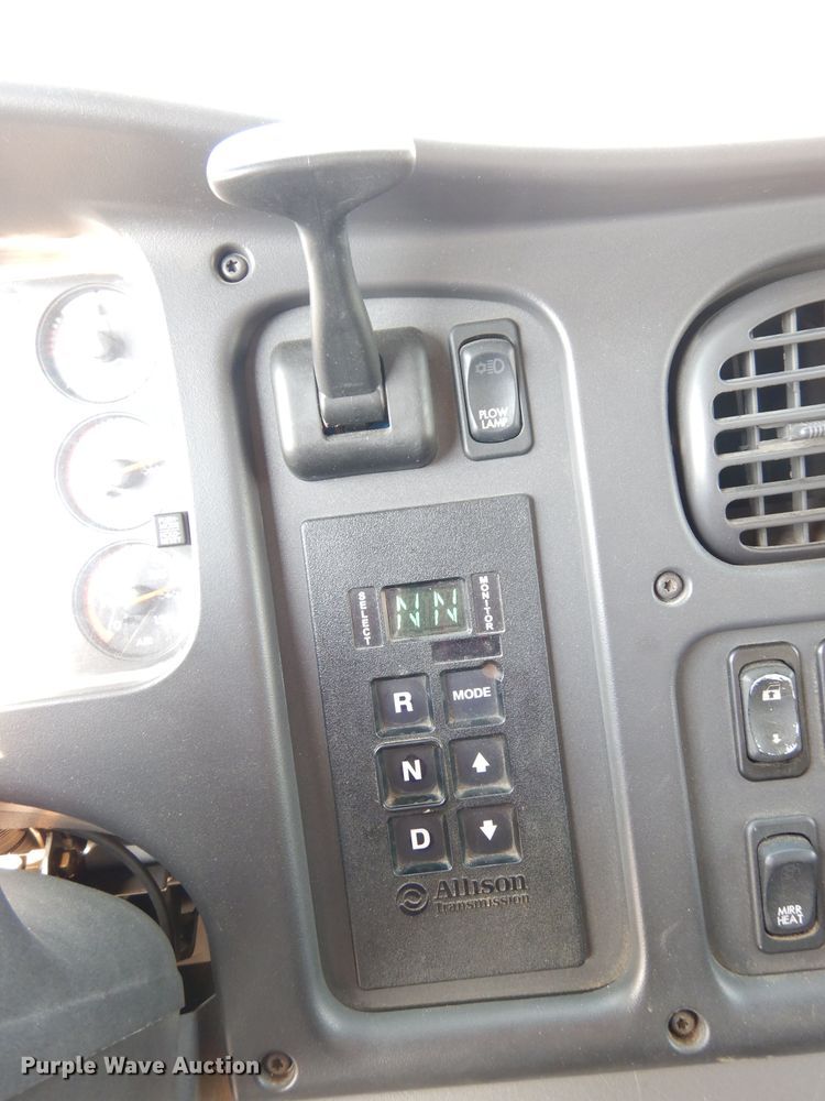 image for item DG0906 2012 Freightliner Business Class M2  dump truck