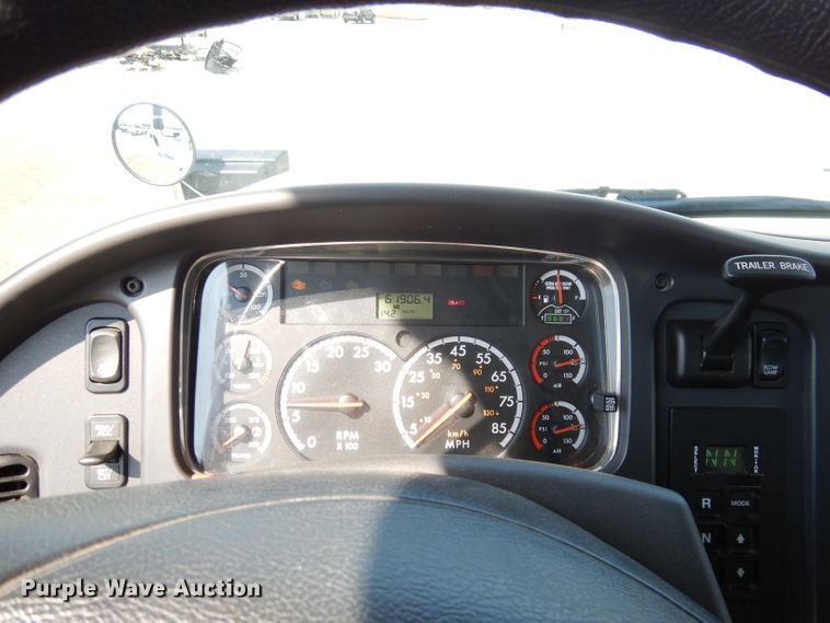 image for item DG0906 2012 Freightliner Business Class M2  dump truck