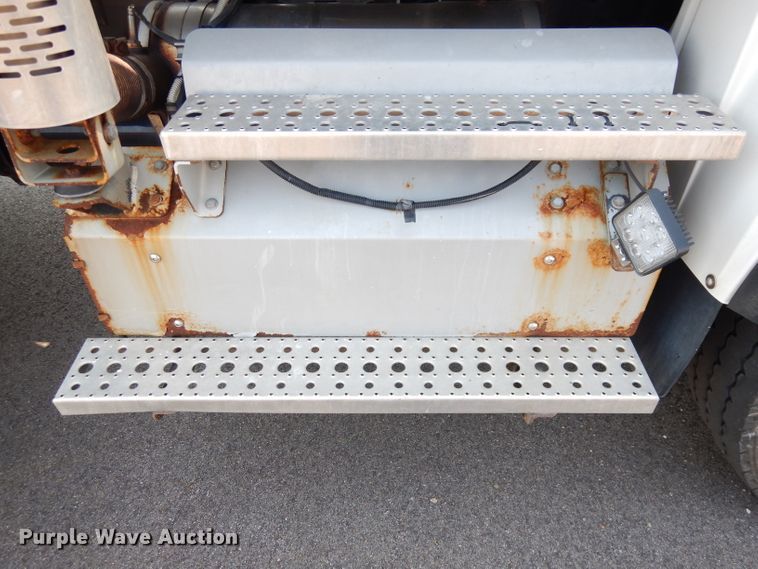 image for item DG0906 2012 Freightliner Business Class M2  dump truck