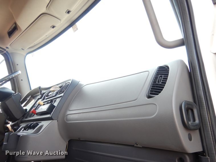 image for item DG0906 2012 Freightliner Business Class M2  dump truck