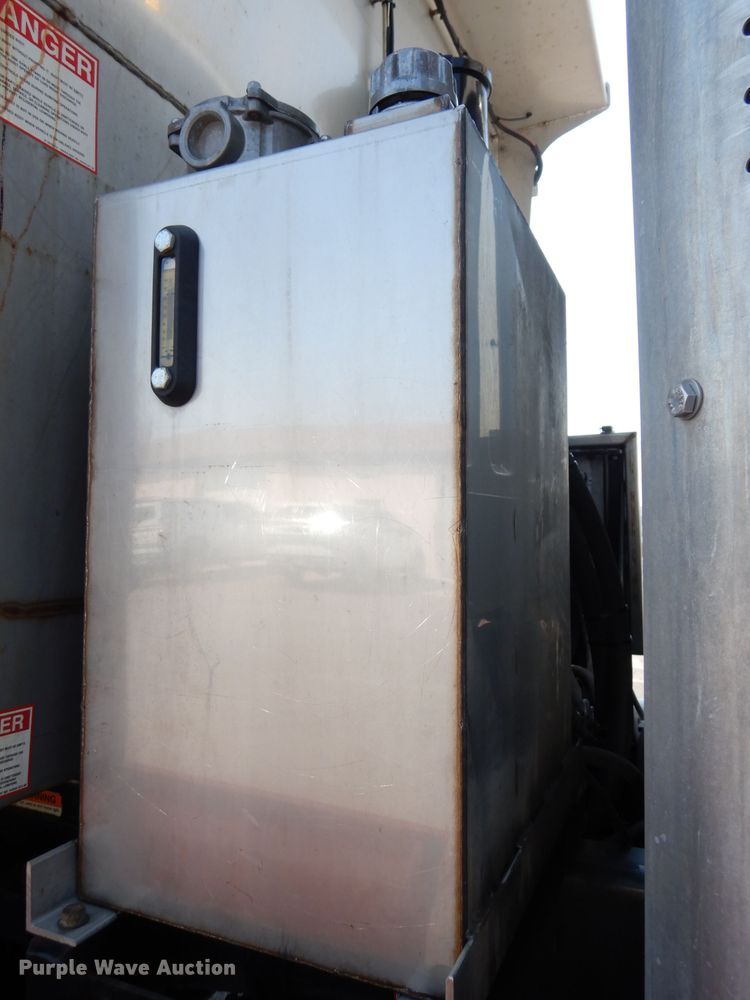 image for item DG0906 2012 Freightliner Business Class M2  dump truck