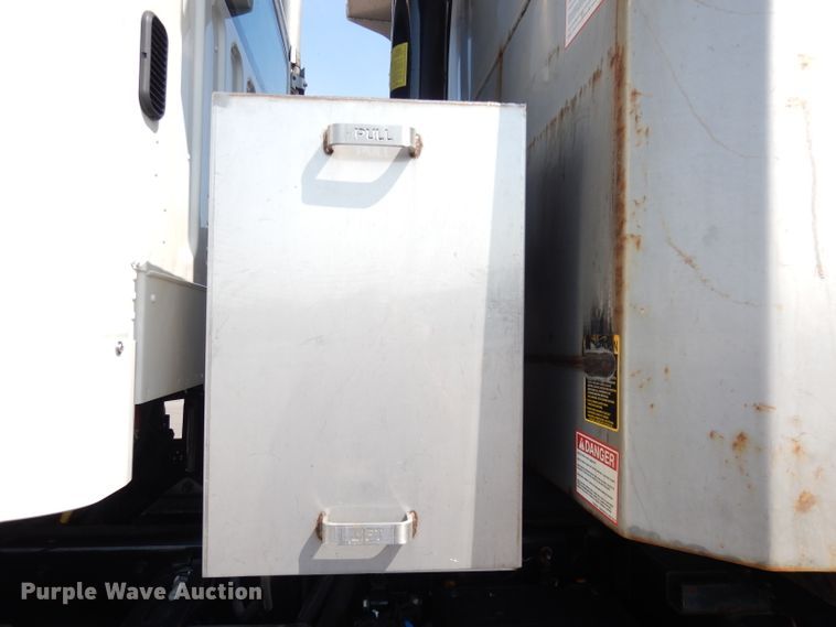 image for item DG0906 2012 Freightliner Business Class M2  dump truck