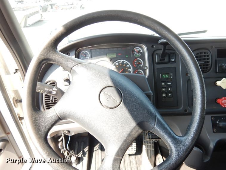 image for item DG0907 2012 Freightliner Business Class M2  dump truck