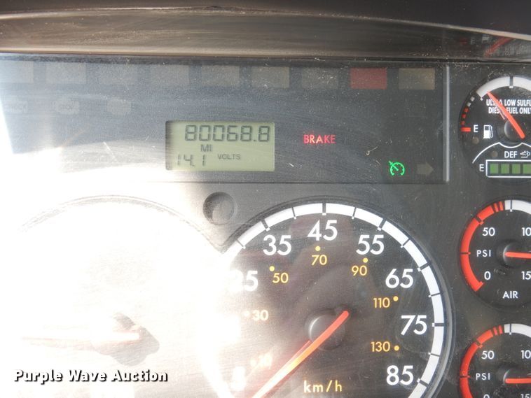 image for item DG0907 2012 Freightliner Business Class M2  dump truck